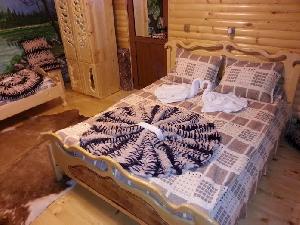 Вила Родопски скали, Сърница
