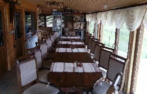 Вила Родопски скали, Сърница
