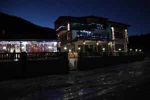 Вила Башли, Сърница