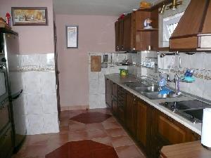 full kitchen