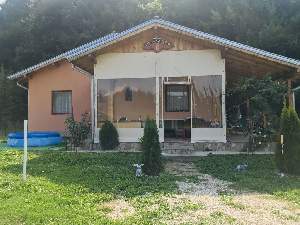 Вила Афродита, Априлци